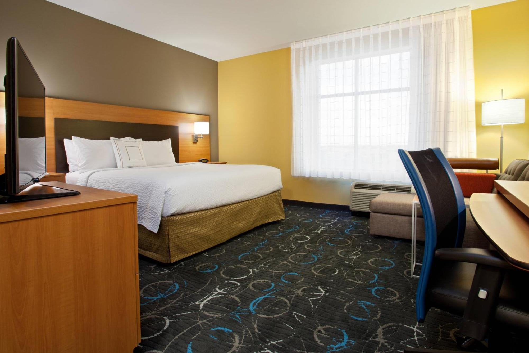 Towneplace Suites By Marriott Carlsbad Bagian luar foto