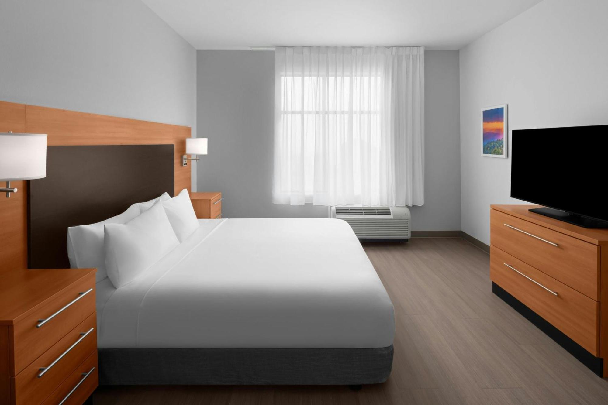 Towneplace Suites By Marriott Carlsbad Bagian luar foto