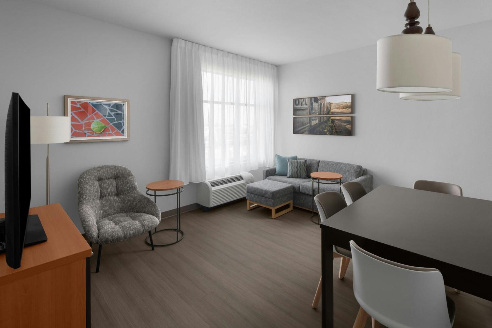 Towneplace Suites By Marriott Carlsbad Bagian luar foto